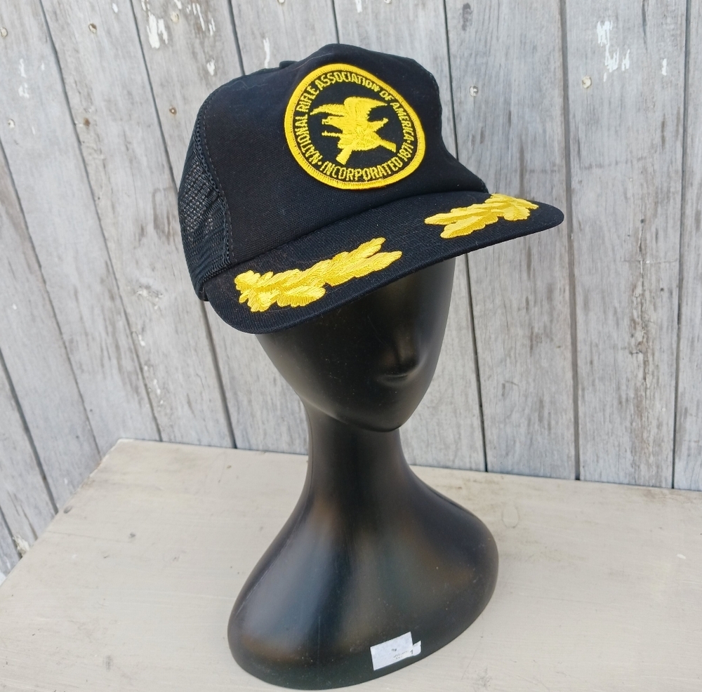 Trucker Hat Baseball Cap Vintage Mesh Snap Back NRA National Rifle Association‎